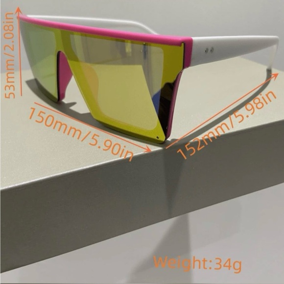 Holographic flat top sunglasses pink frame. - Picture 2 of 3